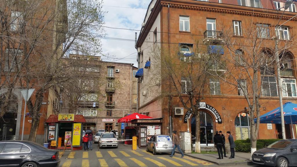Karson Guest House And Tours Yerevan Ngoại thất bức ảnh